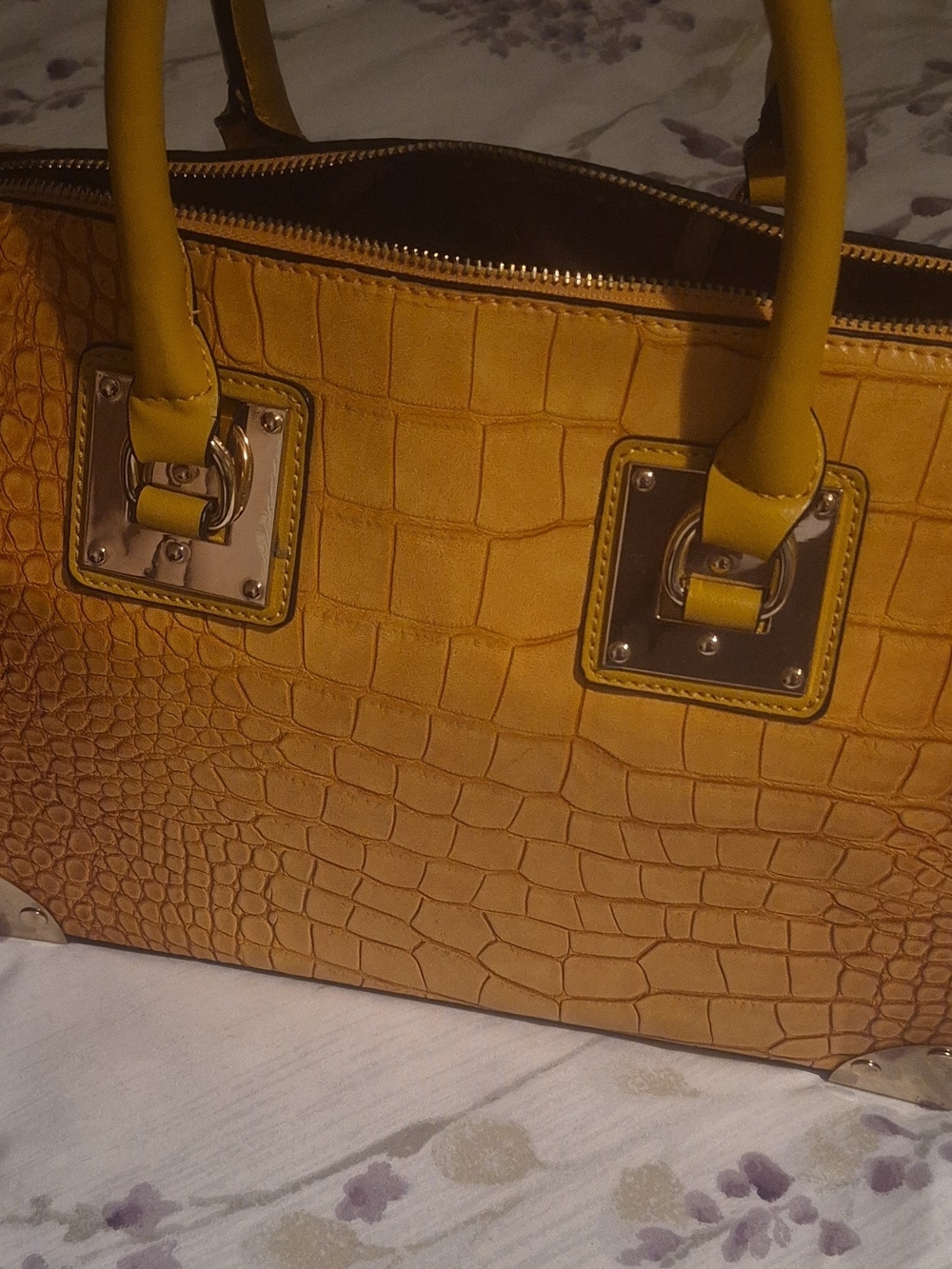 Stylish Yellow Croc-Embossed Tote Bag